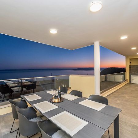 Апартаменты Penthouse Nikola Макарска Экстерьер фото
